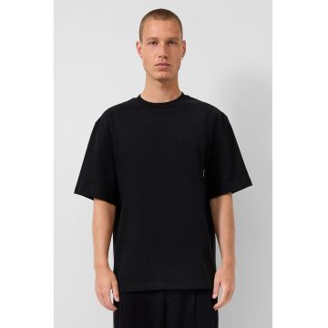 Tricou uni cu decolteu la baza gatului - Negru