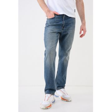 Blugi regular fit cu aspect decolorat - Albastru deschis