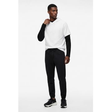 Pantaloni de trening cu buzunare cu fermoar - Negru