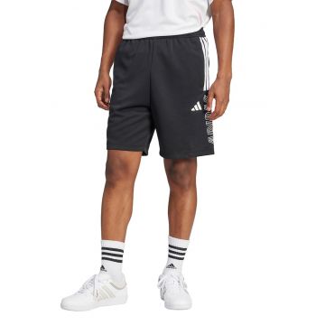 Pantaloni scurti cu imprimeu logo Tiro - Negru stins/Alb optic
