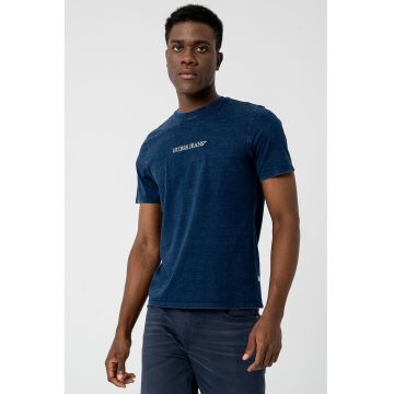 Tricou cu logo brodat - Albastru inchis/Alb murdar