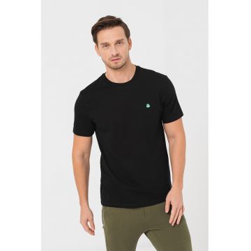 Tricou regular fit cu decolteu la baza gatului - Negru