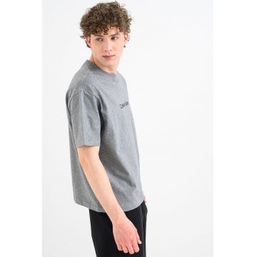 Tricou relaxed fit cu imprimeu logo Standard - Gri melange
