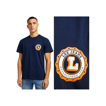 Tricou  Varsity Relaxed - bumbac - bleumarin cu imprimeu logo portocaliu si alb -