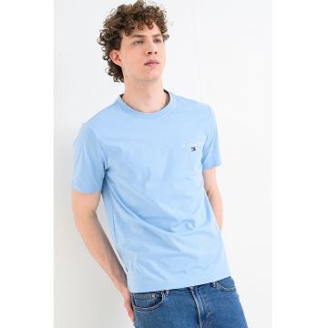 Tricou cu decolteu la baza gatului si imprimeu logo - Albastru pastel
