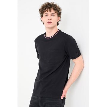 Tricou regular fit din material pique cu buzunar pe piept - Negru