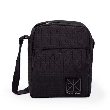 Geantă crossbody bărbați  Calvin Klein neagră cu logo 3101BGEA3303N