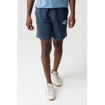 Pantaloni scurti cu snur si buzunare