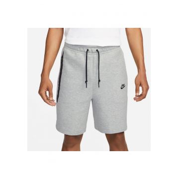 Pantaloni scurti -  M Nk Tch Flc Short - Gri