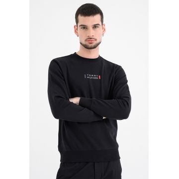 Bluza de trening cu croiala slim-fit - mansete elastice si terminatie - Negru