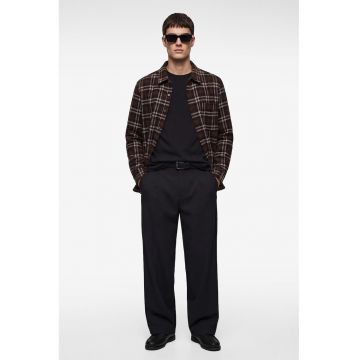 Camasa in carouri cu buzunar pe piept - Alb/Maro inchis