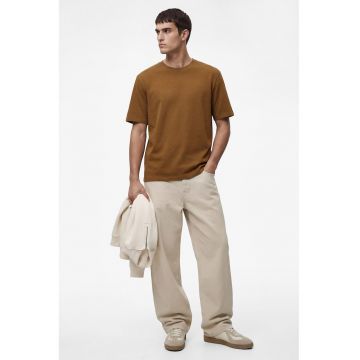 Tricou uni cu decolteu la baza gatului - Caramel