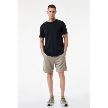 Pantaloni scurti de trening cu croiala dreapta - Bej