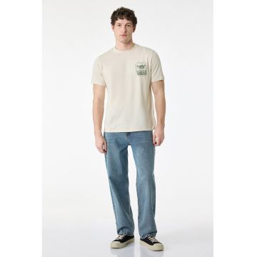 Tricou cu decolteu la baza gatului si imprimeu pe piept - Alb fildes