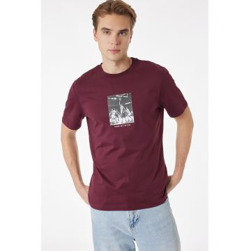 Tricou cu imprimeu foto - Visiniu