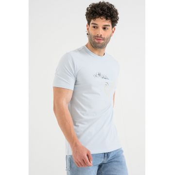 Tricou cu imprimeu logo - Albastru pastel/Galben