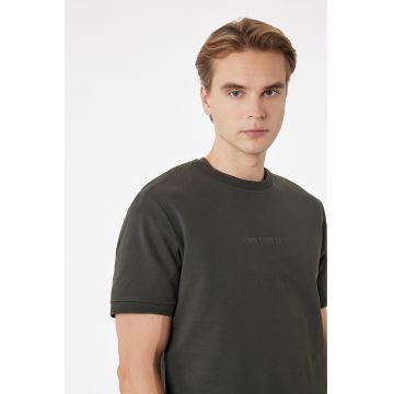 Tricou de bumbac cu decolteu la baza gatului - Kaki