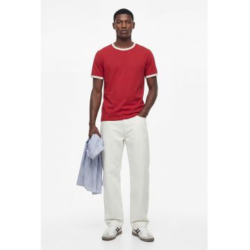 Tricou de bumbac cu decolteu la baza gatului - Rosu/Alb murdar