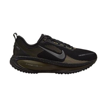 Pantofi sport Nike NIKE VOMERO 18 CM