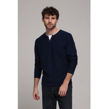Pulover cu decolteu henley si insertie contrastanta - Bleumarin