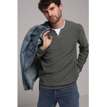 Pulover cu decolteu henley si insertie contrastanta - Verde padure