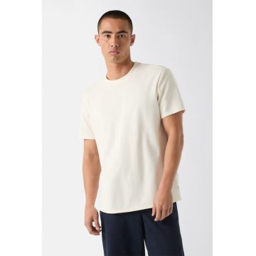 Tricou uni cu decolteu la baza gatului - Alb murdar