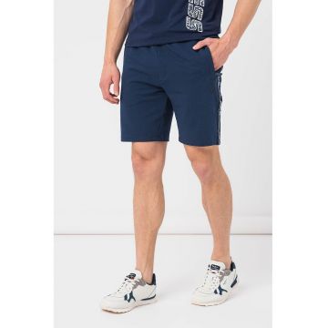 Pantaloni scurti cu benzi logo laterale pentru fitness