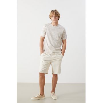 Pantaloni scurti din amestec de bumbac cu snur de ajustare - Crem