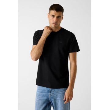 Tricou cambrat slim fit - Negru