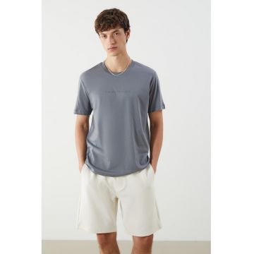 Tricou cu imprimeu text - Gri