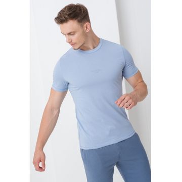 Tricou din bumbac cu decolteu la baza gatului