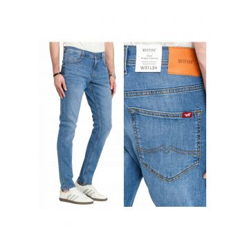 Blugi Barbati -  Oregon Tapered - Slim Fit - Talie Medie - Lungi - 5 Buzunare - Fermoar - Bumbac - W31-L32 US - Albastru