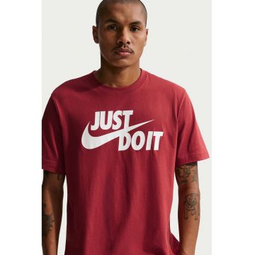 Tricou de bumbac cu imprimeu logo si text Swoosh - Alb/Rosu inchis