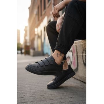 Adidasi barbati casual  negri C35