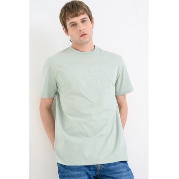 Tricou cu decolteu la baza gatului si logo - Verde pal