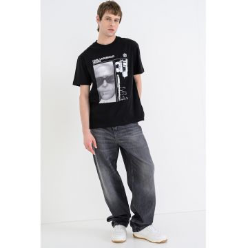 Tricou cu decolteu la baza gatului si imprimeu grafic - Alb/Negru