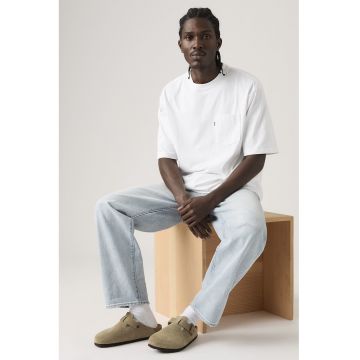 Tricou lejer cu buzunar pe piept