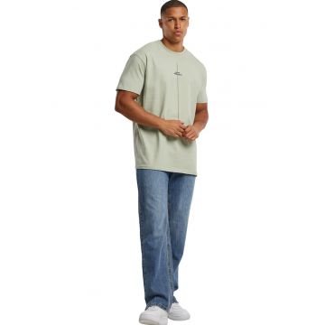 Tricou lejer cu decolteu la baza gatului - Verde pal