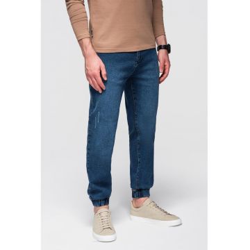 Blugi conici cu talie medie