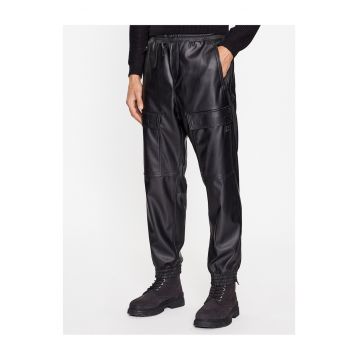 Pantaloni barbati  din imitatie de piele - negru -
