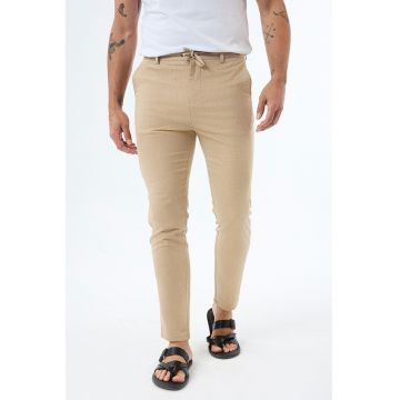 Pantaloni slim fit din amestec de bumbac si in - Bej