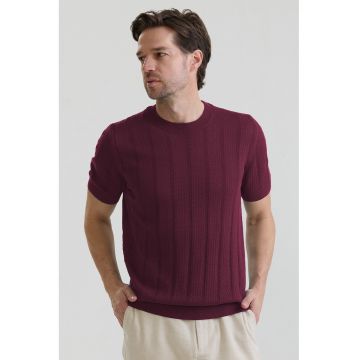 Tricou tricotat cu decolteu la baza gatului - Visiniu