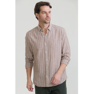 Camasa din amestec de in si bumbac cu model in dungi si guler Oxford - Alb/Maro deschis