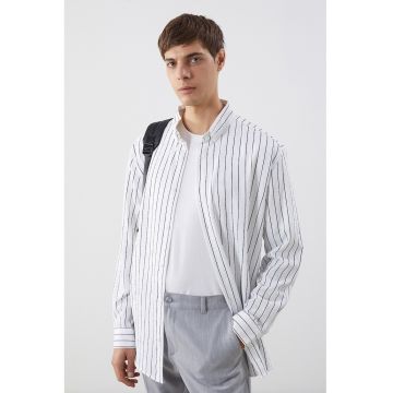 Camasa in dungi cu maneci lungi - Alb/Bleumarin