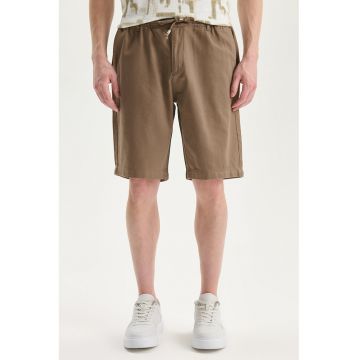 Pantaloni scurti chino cu snur - Maro