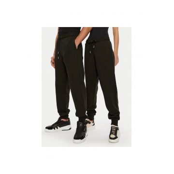 Pantaloni sport barbati -  model UTR240.JE0091 - culoare maro -