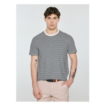 Tricou cu dungi cu decolteu la baza gatului