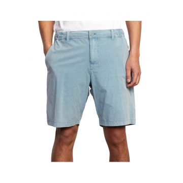 Bermude cu buzunare oblice