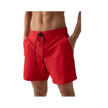 Costum de baie  rosu - talie elastica cu snur reglabil - doua buzunare laterale - 100% poliester