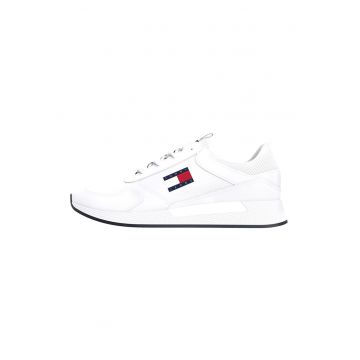 Pantofi sport cu sireturi si logo - Alb